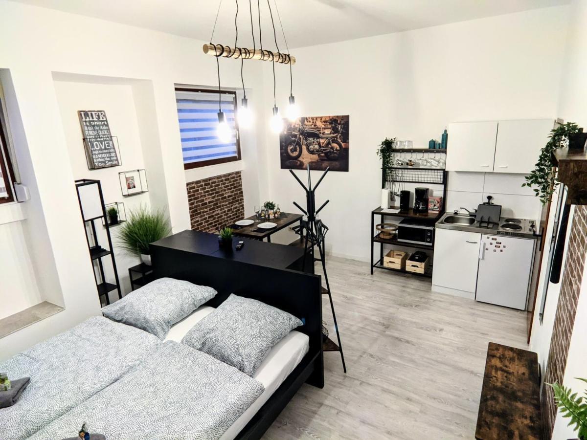 ✪ Industrial Apartment - Innenstadt l Smart TV l Küche ✪ Kaiserslautern Exterior foto