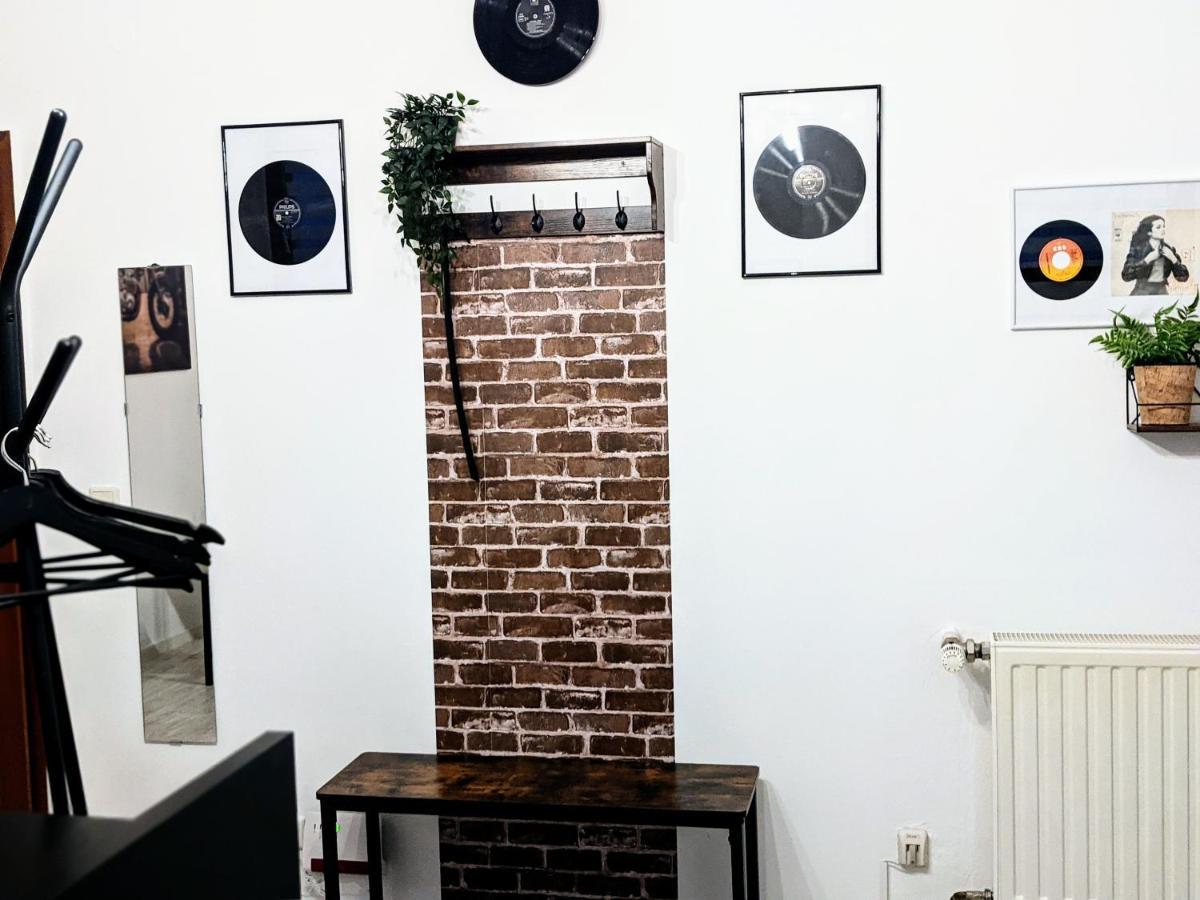 ✪ Industrial Apartment - Innenstadt l Smart TV l Küche ✪ Kaiserslautern Exterior foto